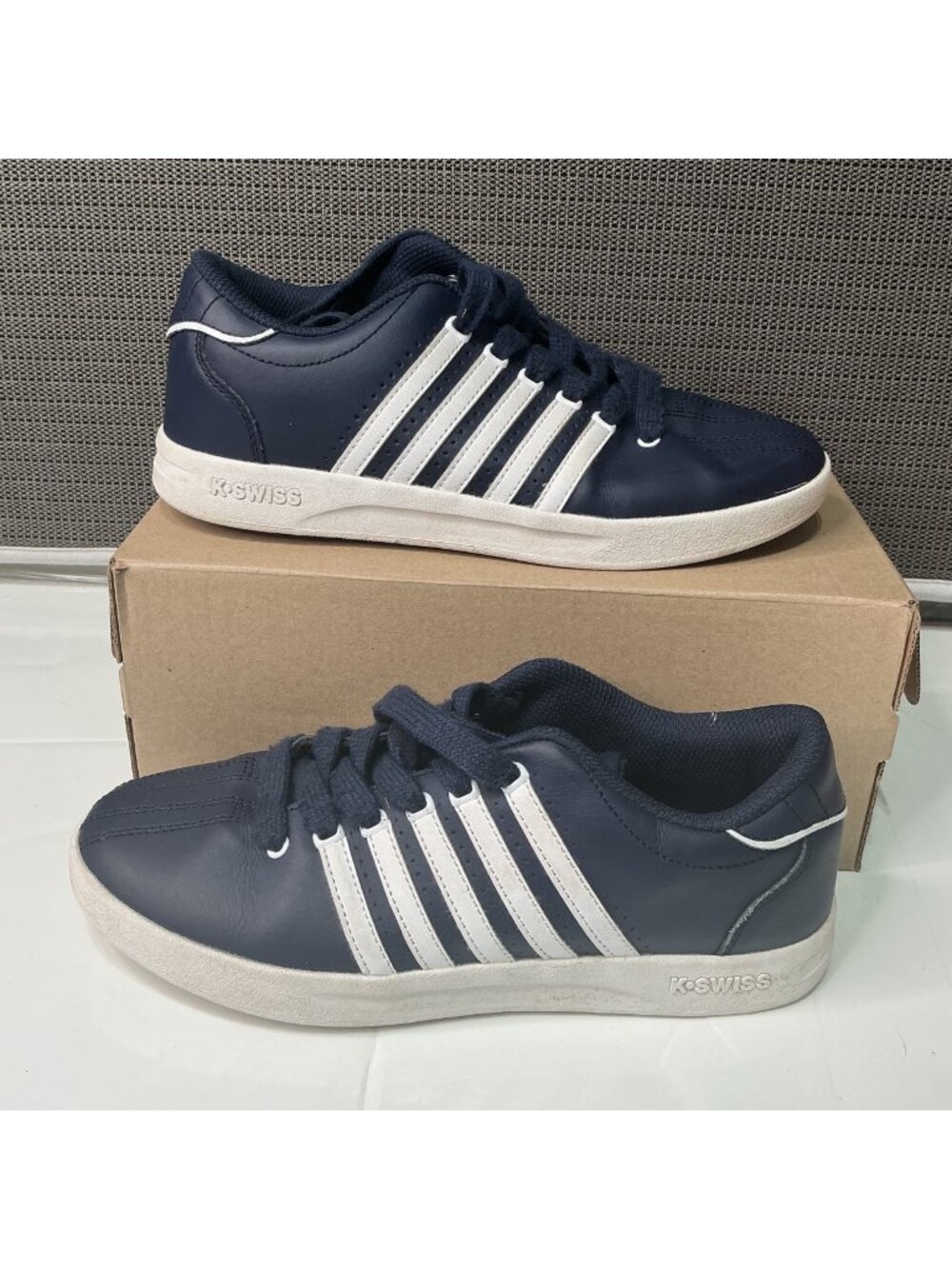 K-Swiss Varsity Navy & White Womens Low Sneakers Size 5.5 EU 38